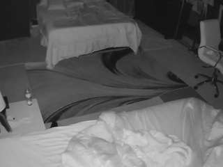 voyeurcam-baileybase-room