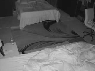 voyeurcam-baileybase-room