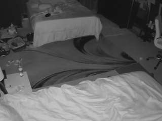 voyeurcam-baileybase-room