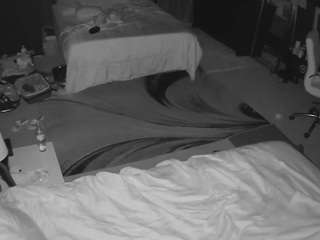 voyeurcam-baileybase-room