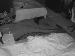 voyeurcam-baileybase-room