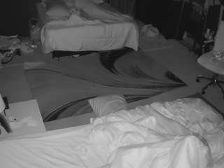 voyeurcam-baileybase-room