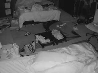 voyeurcam-baileybase-room