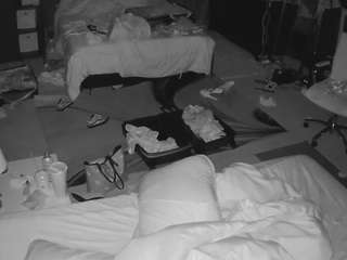 voyeurcam-baileybase-room