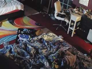 voyeurcam-baileybase-room