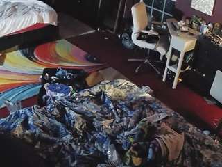 voyeurcam-baileybase-room
