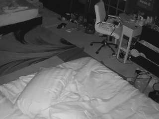 voyeurcam-baileybase-room