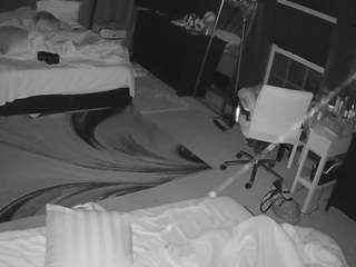 voyeurcam-baileybase-room