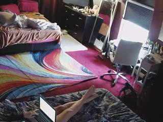 voyeurcam-baileybase-room