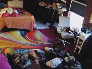voyeurcam-baileybase-room