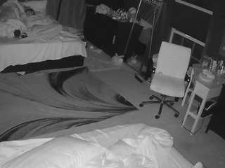 voyeurcam-baileybase-room