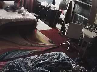 voyeurcam-baileybase-room