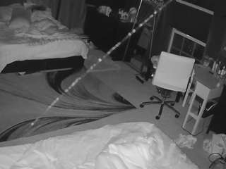 voyeurcam-baileybase-room