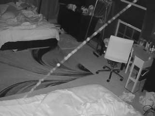 voyeurcam-baileybase-room