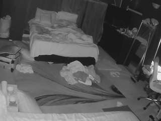 voyeurcam-baileybase-room