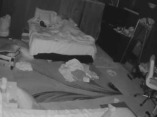 voyeurcam-baileybase... webcam