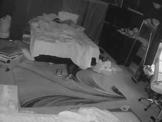 voyeurcam-baileybase-room