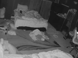 voyeurcam-baileybase-room