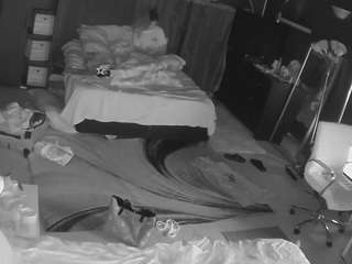 voyeurcam-baileybase-room