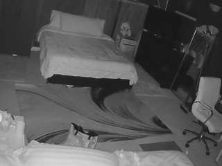 voyeurcam-baileybase-room