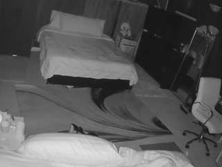 voyeurcam-baileybase-room