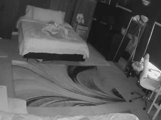 voyeurcam-baileybase-room