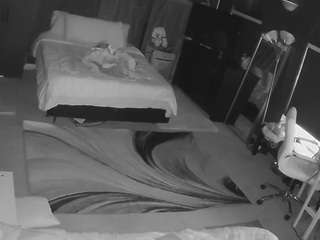 voyeurcam-baileybase-room