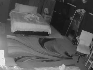 voyeurcam-baileybase-room