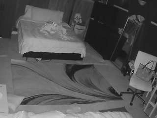 voyeurcam-baileybase-room