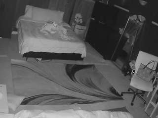 voyeurcam-baileybase-room