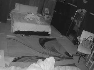 voyeurcam-baileybase-room
