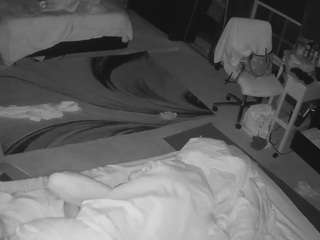 voyeurcam-baileybase-room camsoda