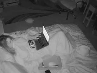 voyeurcam-baileybase-room