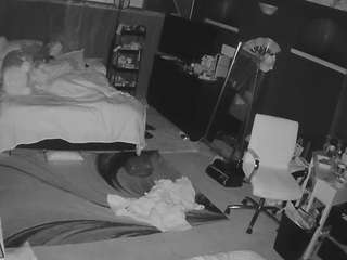 voyeurcam-baileybase-room