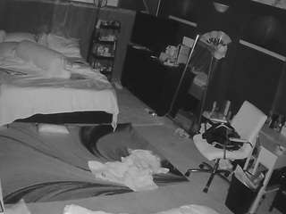 voyeurcam-baileybase-room
