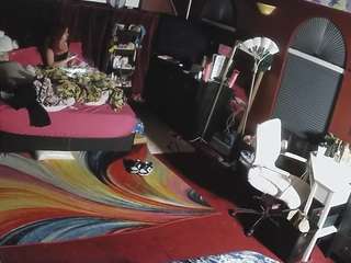 voyeurcam-baileybase-room