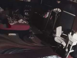 voyeurcam-baileybase-room