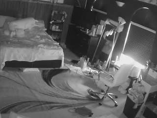 voyeurcam-baileybase-room
