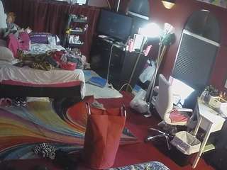 voyeurcam-baileybase-room