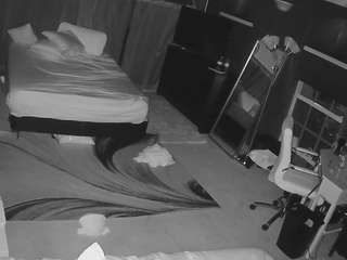 voyeurcam-baileybase-room