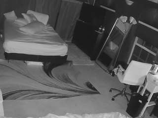 voyeurcam-baileybase-room