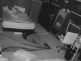 voyeurcam-baileybase-room