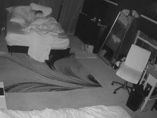 voyeurcam-baileybase-room
