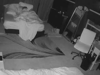 voyeurcam-baileybase-room