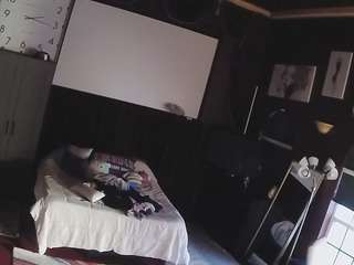 voyeurcam-baileybase-room