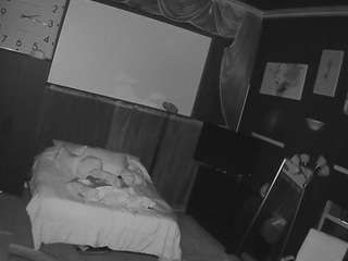 voyeurcam-baileybase-room