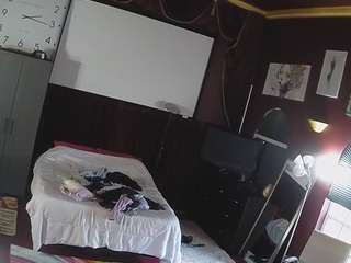 voyeurcam-baileybase-room