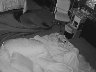 voyeurcam-baileybase-room