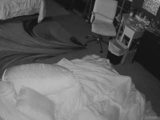 voyeurcam-baileybase-room