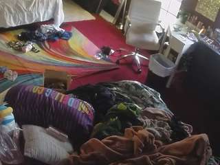 voyeurcam-baileybase-room